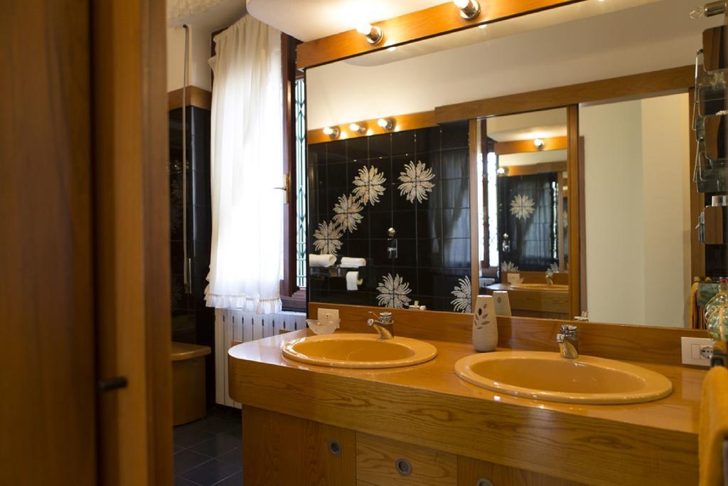 Fiera Monterosa 11 Apartment Milano Phòng bức ảnh