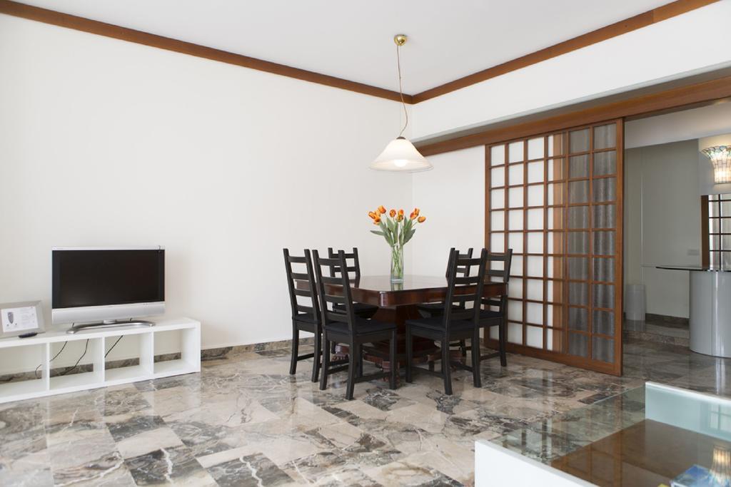 Fiera Monterosa 11 Apartment Milano Phòng bức ảnh