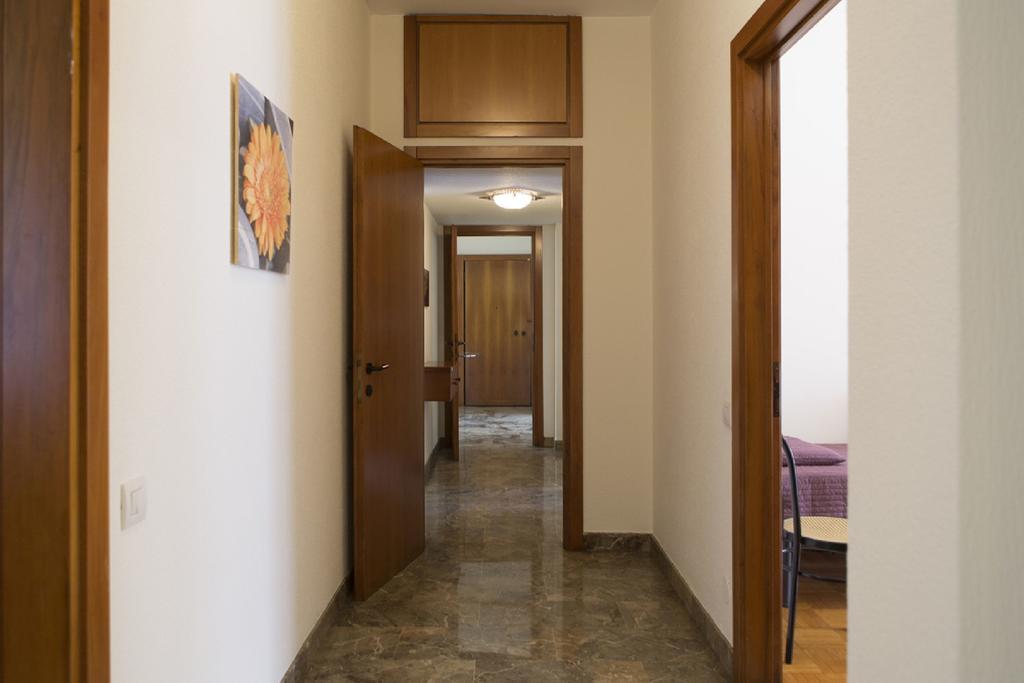Fiera Monterosa 11 Apartment Milano Phòng bức ảnh